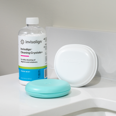 Cleaning Crystals+ 300g bottle with aligner case and aligner cleaning tub