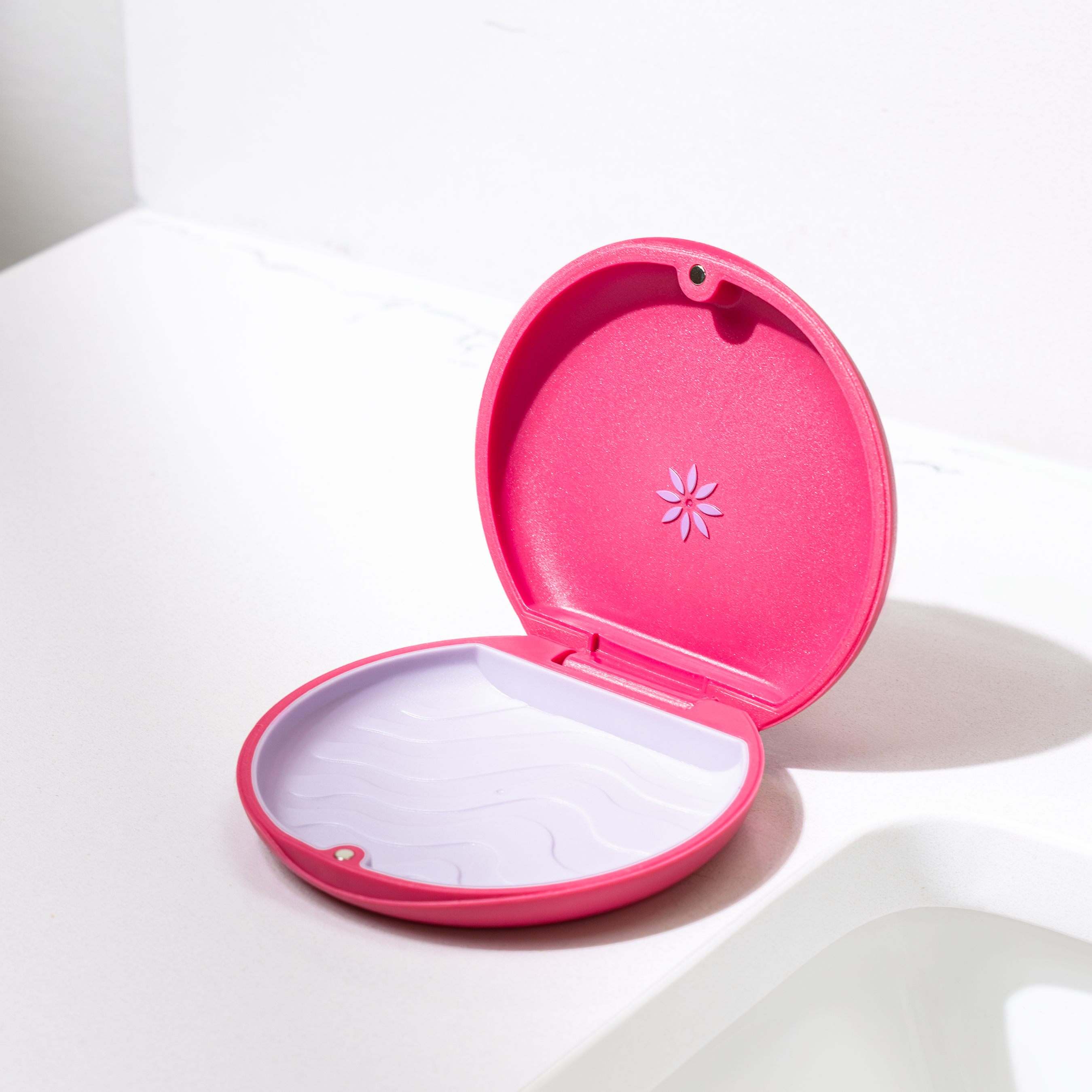 Invisalign Cases for Aligners | Invisalign USA Store & Invisalign ...