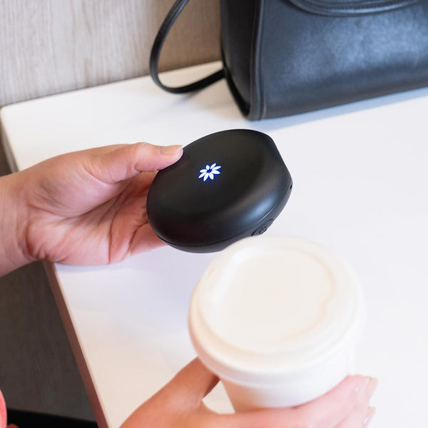 Invisalign™ UV Sanitizing Case | Invisalign Accessory Store