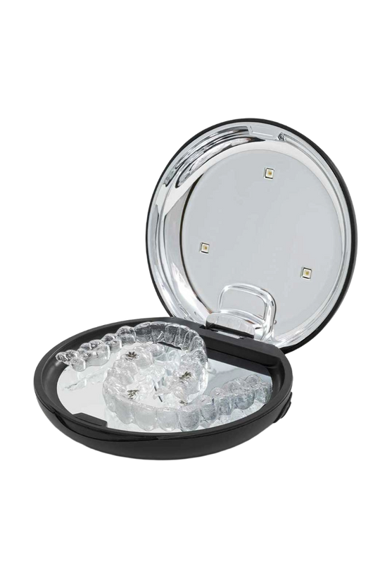 Invisalign™ UV Sanitizing Case