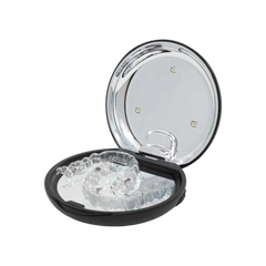 Invisalign™ UV Sanitizing Case