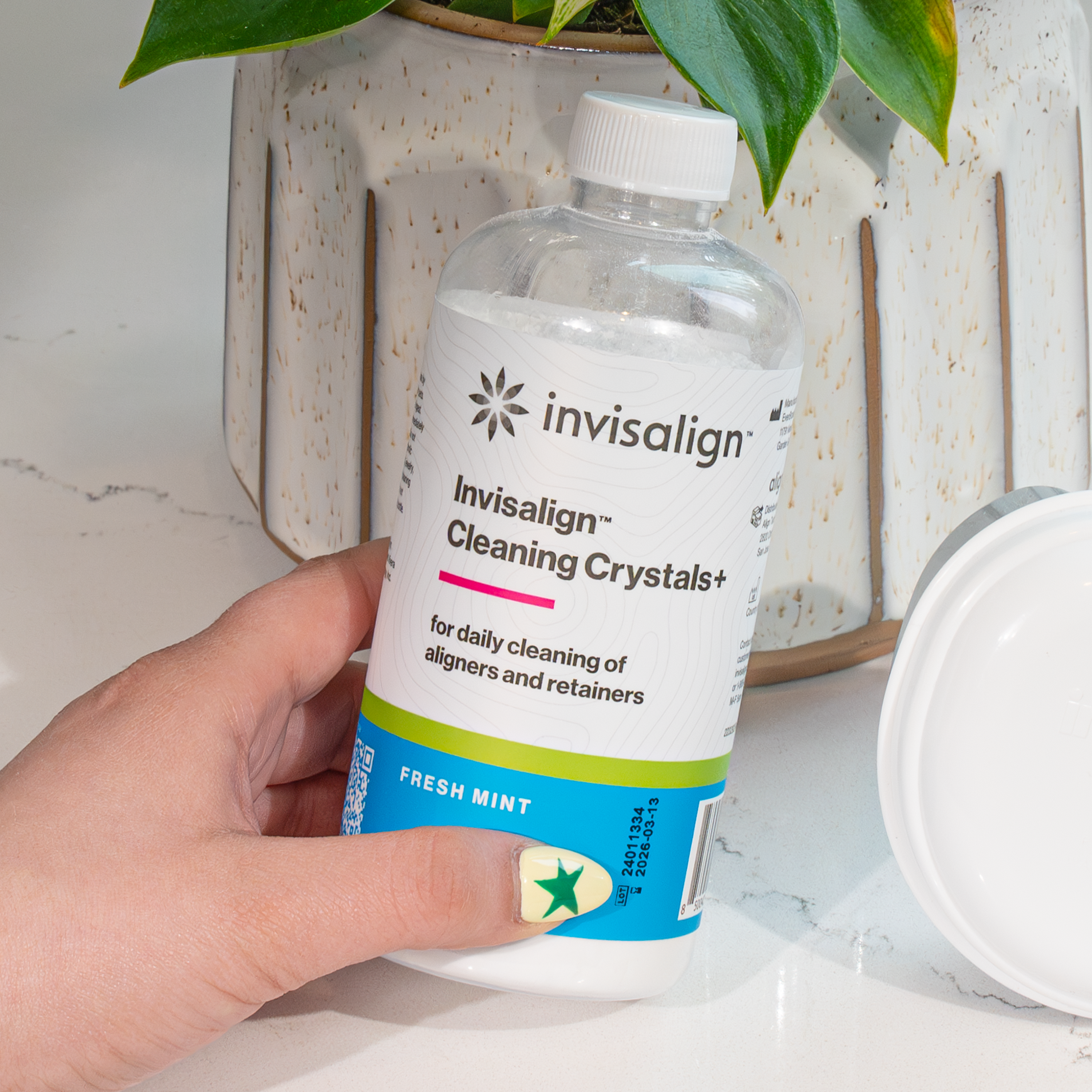 Invisalign™ Ultrasonic Cleaner | Invisalign Accessory Store